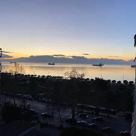 Serene With Breathtaking Sea View Thessaloniki