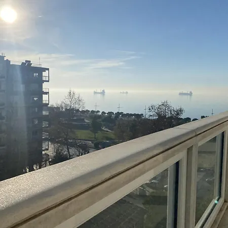 Serene With Breathtaking Sea View Thessaloniki