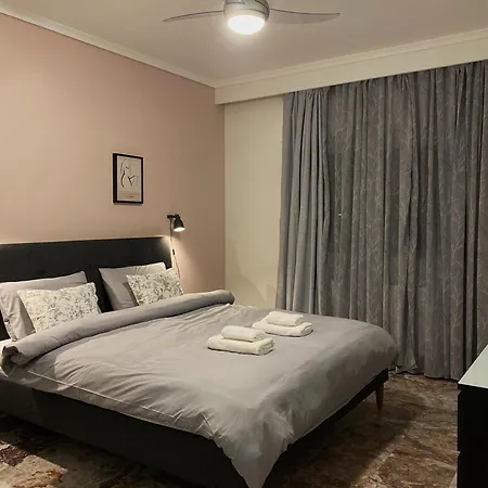 Apartamento Serene With Breathtaking Sea View